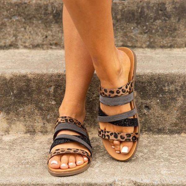 

sandals 2021 women slippers leopard cross strap flat bottom ladies beach shoes outdoor plus size open toe d4, Black