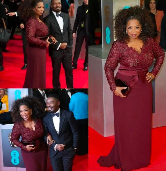 Mew Oprah Winfrey Burgunderrote, lange Ärmel, sexy Kleider für die Brautmutter, V-Ausschnitt, transparente Spitze, Etuikleid, Übergröße, Promi-Kleider für den roten Teppich