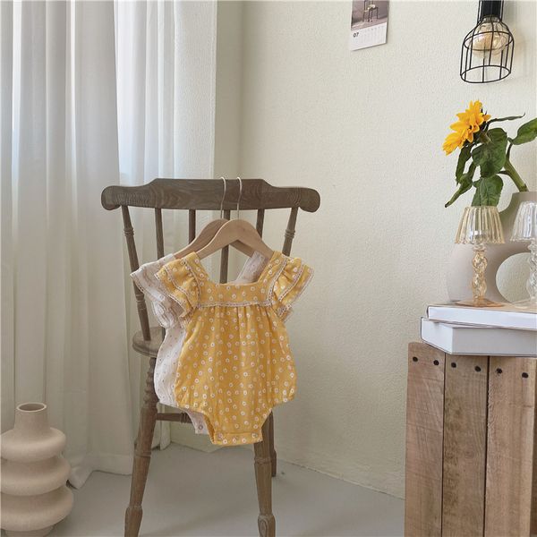 Yaz Yeni Yenidoğan Bebek Kız Pamuk Küçük Kare Yaka Bodysuit Toddler Bebek Kız Daisy Baskılı Kısa Kollu Bodysuits 210413