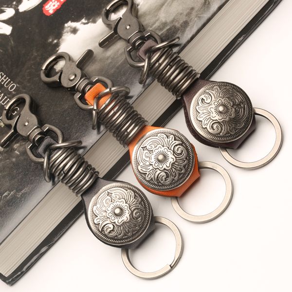 

5pieces/lothandmade cowhide keychain retro creative leather punk keychain backpack pendant advertising gift, Slivery;golden