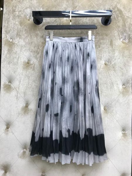 

skirts 2021 ladies fashion contrast pleated long skirt 1123, Black