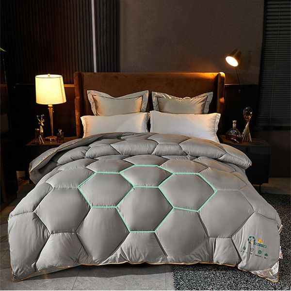 

comforters & sets skin-friendly soft winter quilt blanket for bed king size thick quilts bedspread 220*240 nordic comforter soybean fiber fi