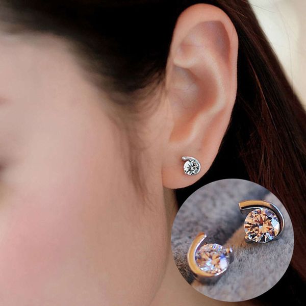 

small fresh moon bay tremella temperament simple fashion crystal earrings