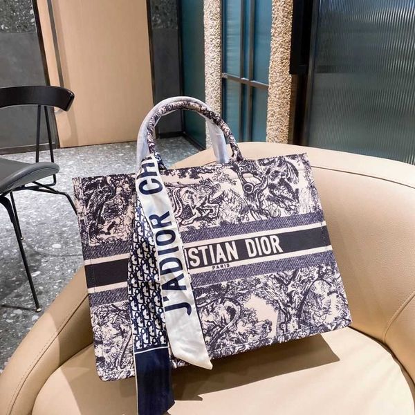 

wholesale casual fashionable 2021 and portable one shouler small fragrance shopping bag b luxuryss esignerss yw
