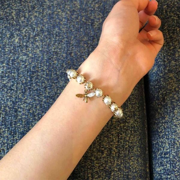 

bee pearl neckchain necklace female red bracelet earrings, Golden;silver