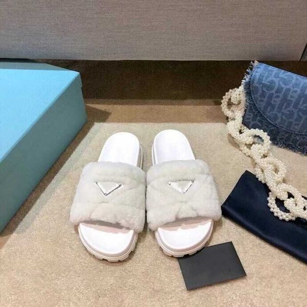 

p family 21 early spring woolen slippers fashion thick bottom heighten comfortable outdoor british guangzhou high grade women's ib7p zm, Black