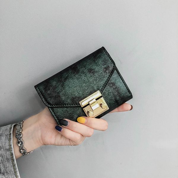 

new trendy female pu wallet short paragraph european and american retro lock all match wallet card bag coin purse, Red;black