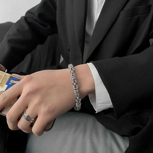 

retro circle winding titanium steel thick chain bracelets male ins tide european and american hip hop personality simple wild bracelet acces, Black