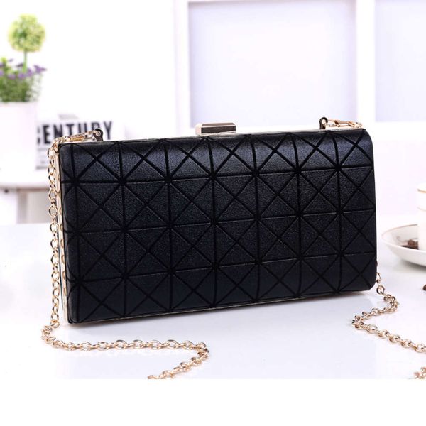 

2021 women's bag matte lingge single shoulder messenger chain