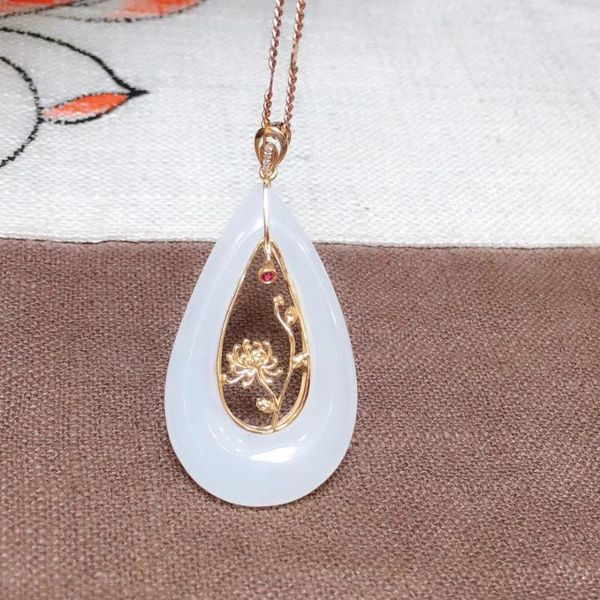 

lockets 18k gold mosaic an white jade pendant j366#, Silver