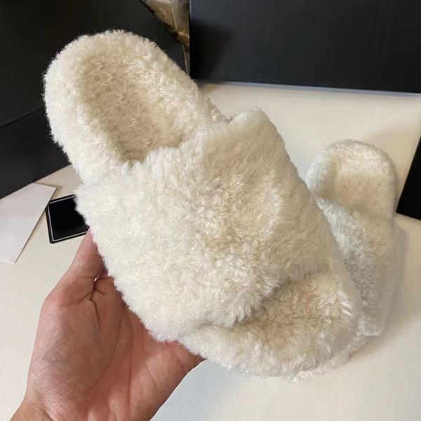 

womens designer shearing slippers autumn winter fashion rubber sole wear resistant no slip black white size 34-42