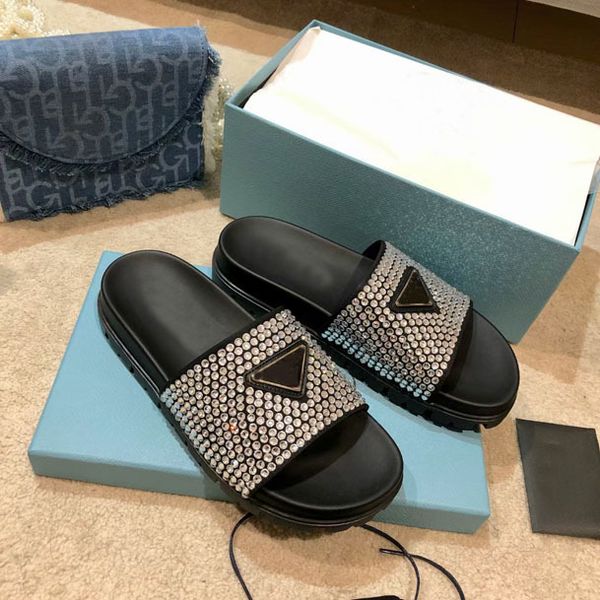 

2021 european new women diamond slippers color letters fashion popular thick bottom sandals. girl style slippers size 35-40 zlh, Black