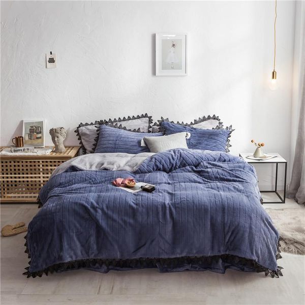 

bedding sets 3d carved cashmere flannel velvet bed sheet flat bedskirt duvet cover size  king and twin