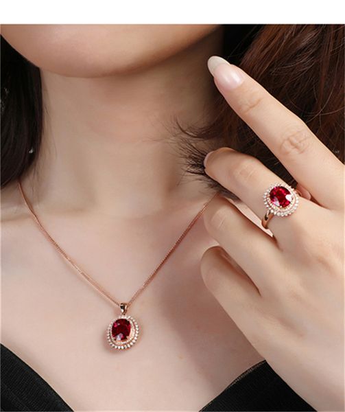

natural pigeon blood red tourmaline ring, Golden;silver