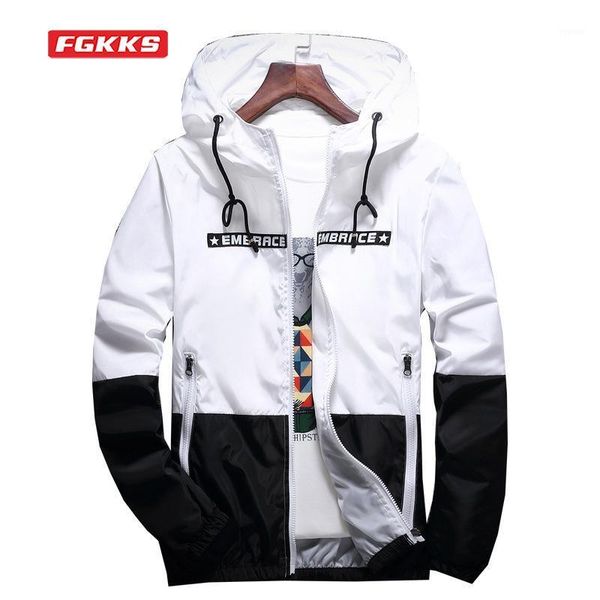 

men's jackets fgkks 2021 color matching jacket handsome student korean version of the self-cultivation men spring and autumn hooded, Black;brown