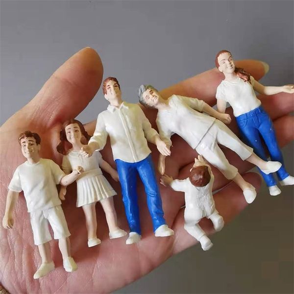 família menino menina pai mãe/miniaturas pessoas/estatueta adorável/gnomo de jardim de fadas/terrário/estátua/casa/decoração de casa de boneca/modelo/brinquedo 211009