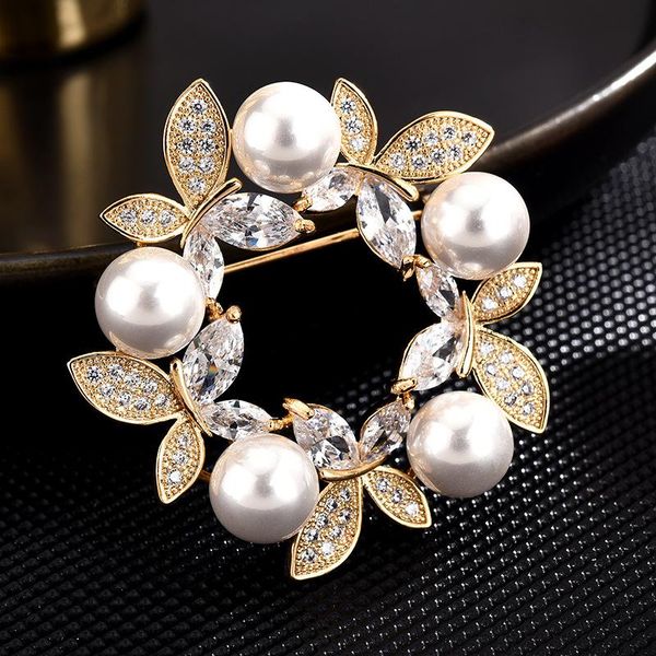 

pins, brooches high-grade butterfly wreath brooch copper micro-encrusted zircon european and american pin clothing accessories, Gray