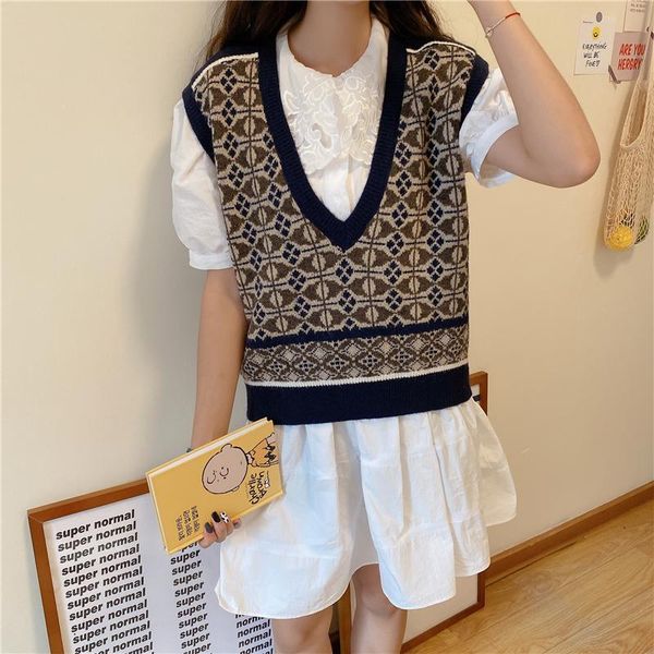 

women's sweaters korean plaid knitted sweater vest, loose pullover v-neck and lazy knitwear fashion trend in autumn winter 2021, White;black