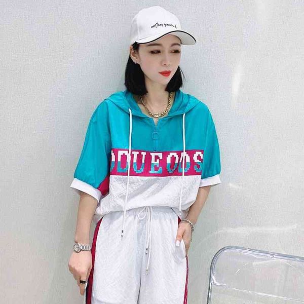 

independent research printed sports suit women's summer 2021 new leisure women's fashion, western style, age reduction two piece s, Gray