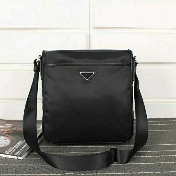 

europe station men's fashion zipper nylon waterproof cloth messenger parachute shoulder sail casual handbag zly