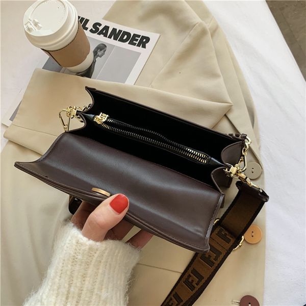 

luxury quality autumn and 2021 popular messenger korean fashion one shoulder chain small square bag