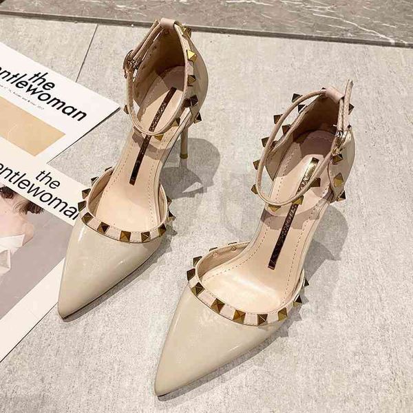 

red bottom women high heels the rivet pointed toes luxurys designers shoes genuine patent leather pumps lady wedding sandals, Black