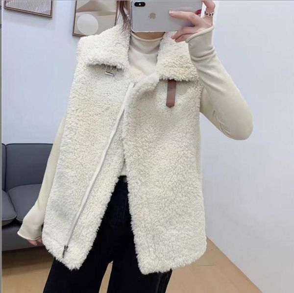 

autumn winter lamb wool vest version loose coat for women, White