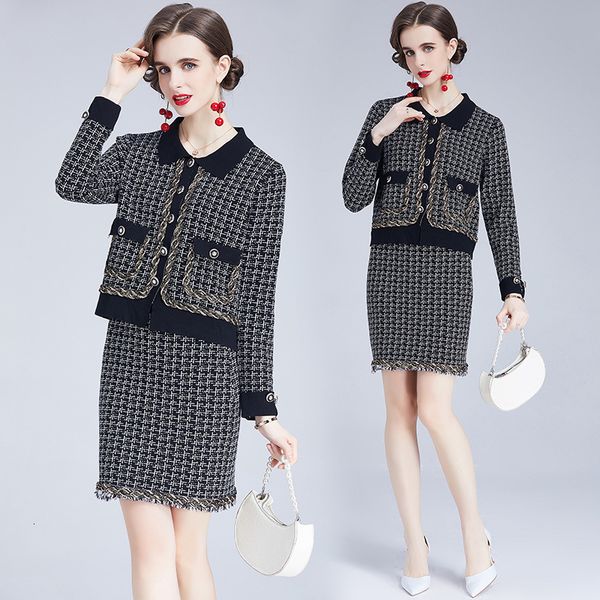 

lady suit two piece set celebrity xiaoxiangfeng 2021 net red plaid knitted coat + skirt suit, Black;gray