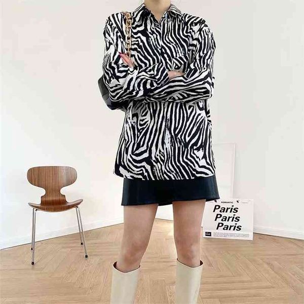 

spring and autumn women's casual leopard print lapel long sleeve pocket loose shirt 210430, White