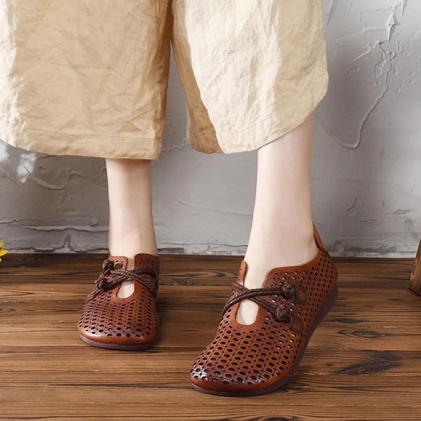 

summer mother sandals leather soft bottom hole shoes round toe flat comfortable women's middle-aged and elderly, Black