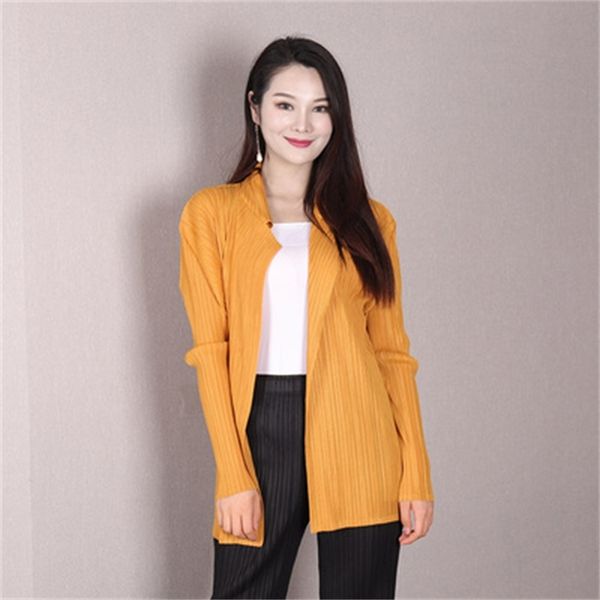 

dresses miyake folds soild turndown collar long sleeve cardigan coat, White
