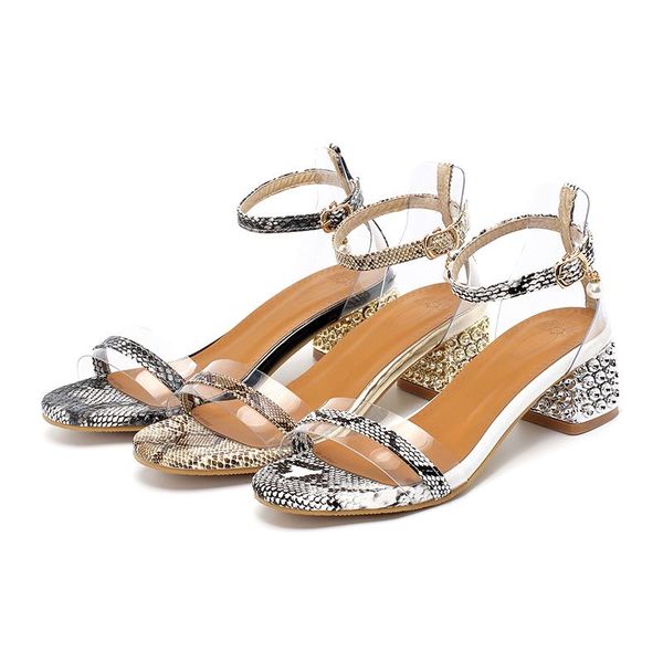 

big size 30-43 summer fashion women rivets sandals 3 colors, Black