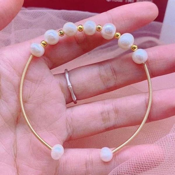 

charm bracelets european and american luxury jewelry natural freshwater pearl star bracelet, adjustable opening, niche design simple bracele, Golden;silver