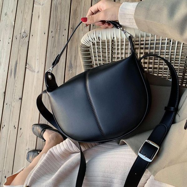 

2021, small, simple, travel shoulder bags
