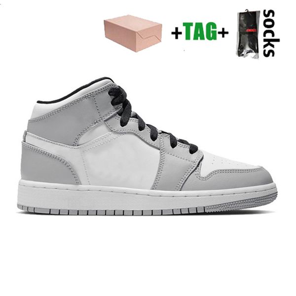 

with mens womens basketball shoes jumpmn 1s mid barely orange obsidian high dark mocha blue moon sneakers sports trainers size 46czdx