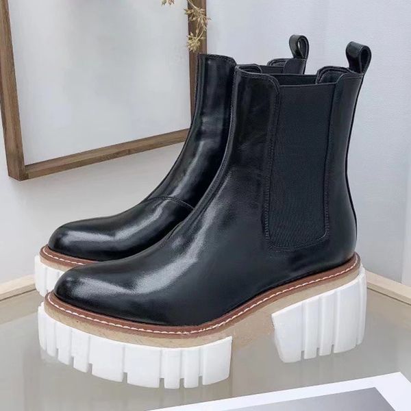 2021 Stivaletti piatti autunno inverno da donna in vera pelle con fondo spesso Scarpe basse a tubo alla moda Stivaletti corti stile britannico