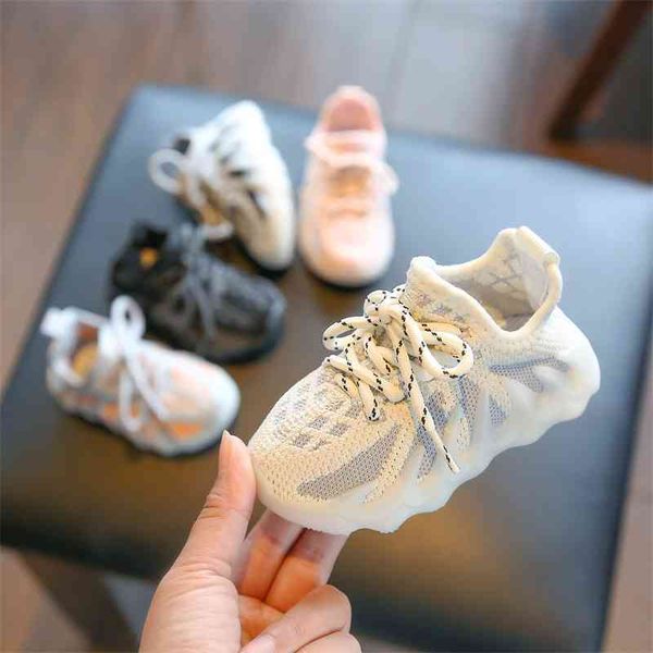 

baby sports boys' mesh children's flying woven breathable coconut shoes, soft soles, spring and summer girls', Black