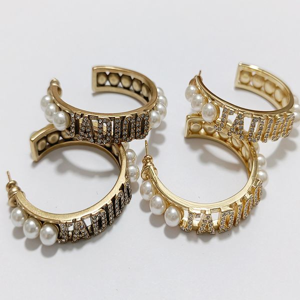 

design jewelry letter pearl earrings fashion gift diamond pearl gold earrings, Golden