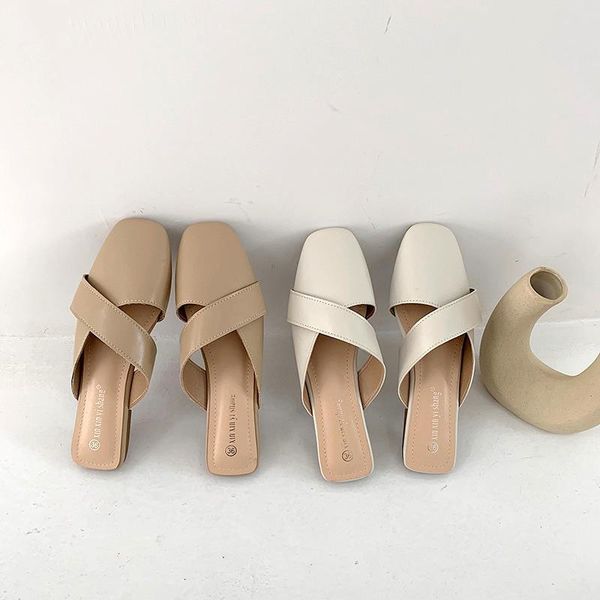 

low flat shoes female woman's slippers luxury slides cover toe mules 2021 designer square summer rome rubber pu fabric hoof, Black