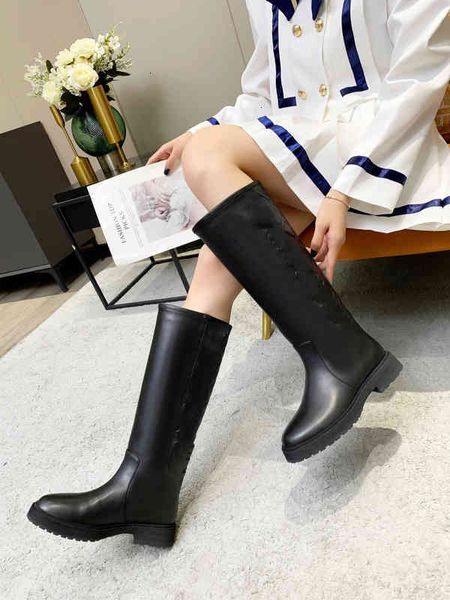

boots 2022 design low-heel women's black-soled boots winter booty luxury designer letter print shoelace box size 35-40 07lg