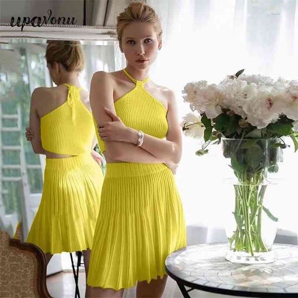 

summer pure color knit skirt set women's halter sleeveless short & pleated a-line two-piece 210524, White