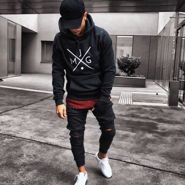 

autumn new men's hoodie black street trendsetter printed long sve sweater