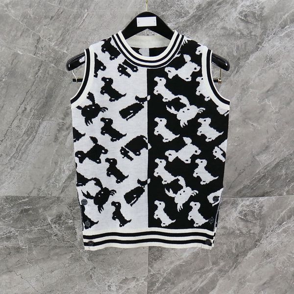 

spring / summer 2020 new british style tb dog crab pattern slim sleeveless knitted vest sweater women, White