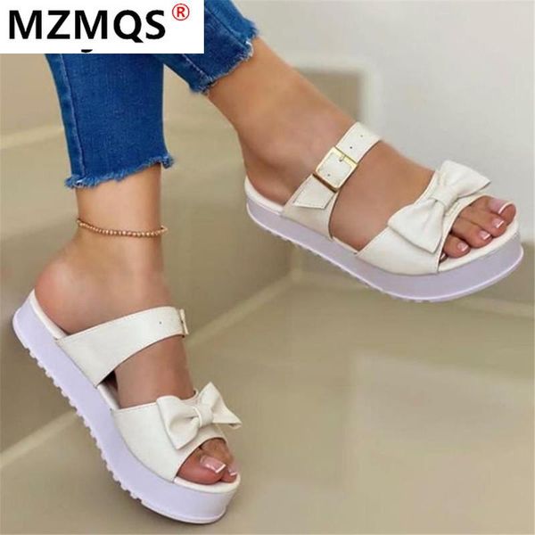 

sandals women 2021 leisure platform slippers beach light and comfortable one word buckle open toe shoes bow, Black