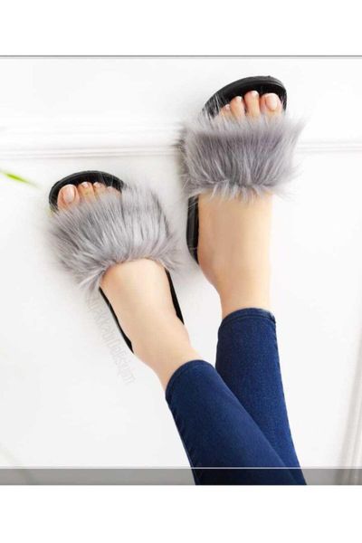 

slippers women's gray furry, Black