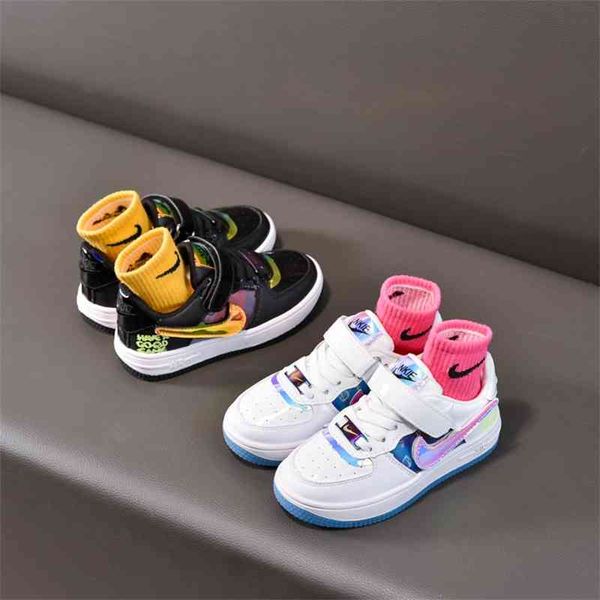 

2021 spring new children's sports korean boys' breathable small board shoes, Black;red