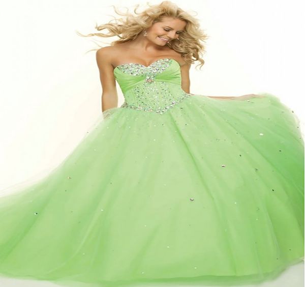 Abiti Quinceanera verde di lusso con strass di cristallo Elegante corsetto innamorato Abito da ballo gonfio Abito da sera formale Abiti da 15 A￱os