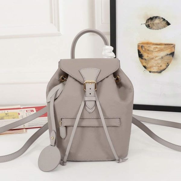 

genuine leather women backpack travel bag real leather lady shoulder school bag student backpack sacÃ¡a main sac a dos