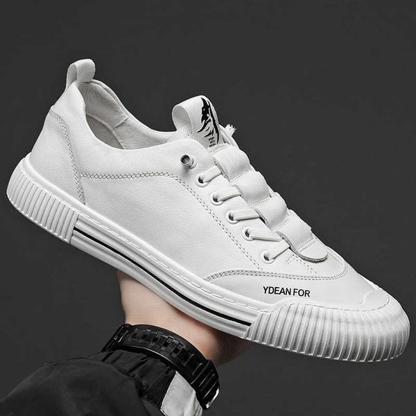 

2021 spring men's sho leather casual board korean fashion low small white