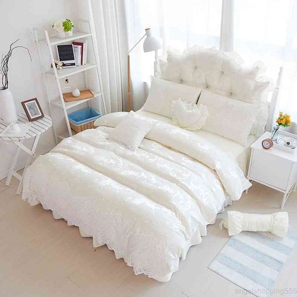 

luxury jacquard satin princess bedding sets beige lace ruffles bedclothes  king 4/6pcs girls duvet cover bed skirt